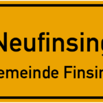 Ortsschild des Gemeindeteils Neufinsing der Gemeinde Finsing