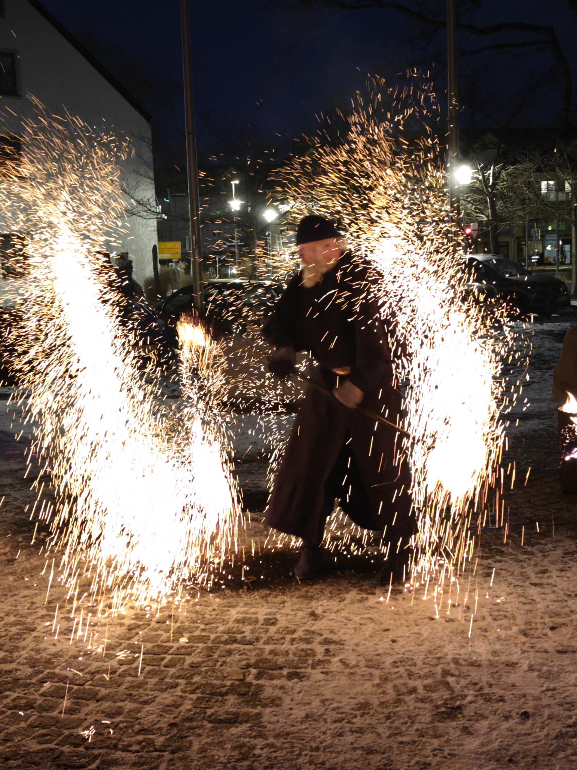 Traditionelles Neujahrsfeuer - Neuer Platz
